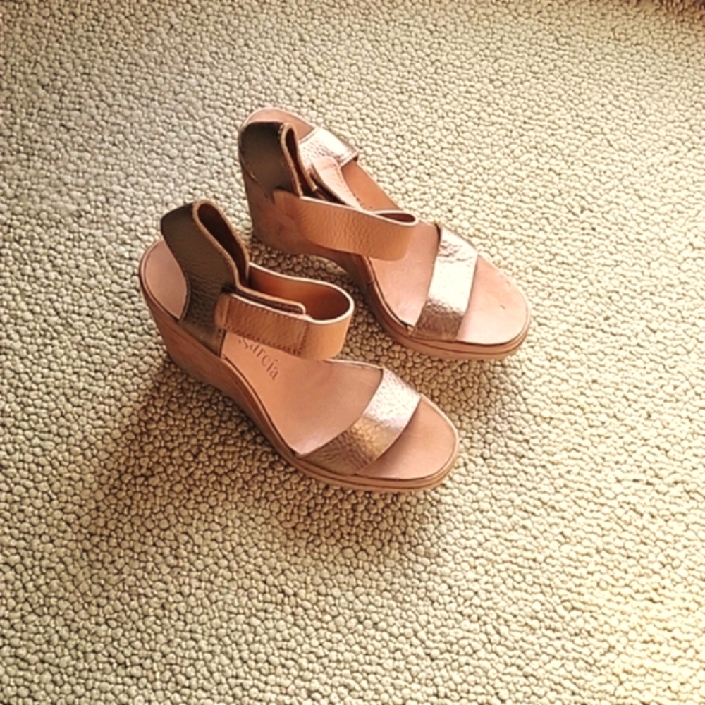 PEDRO GARCIA sandals 40. Gorgeous! NWOT  Beautifully crafted in Spain $595 Orig! - Picture 3 of 14